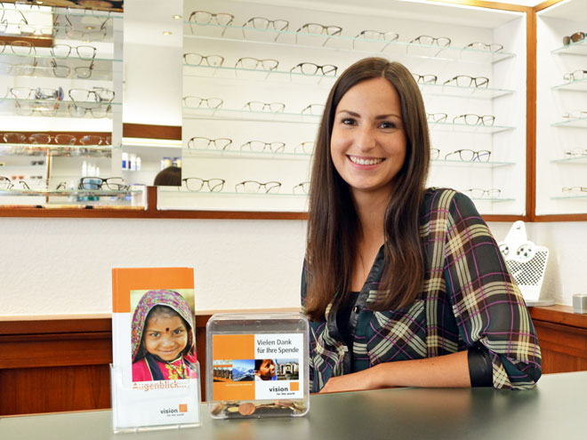 Gebrauchte Brillen für Nepal – Vision for the World und Optik Naumann, Nürnberg