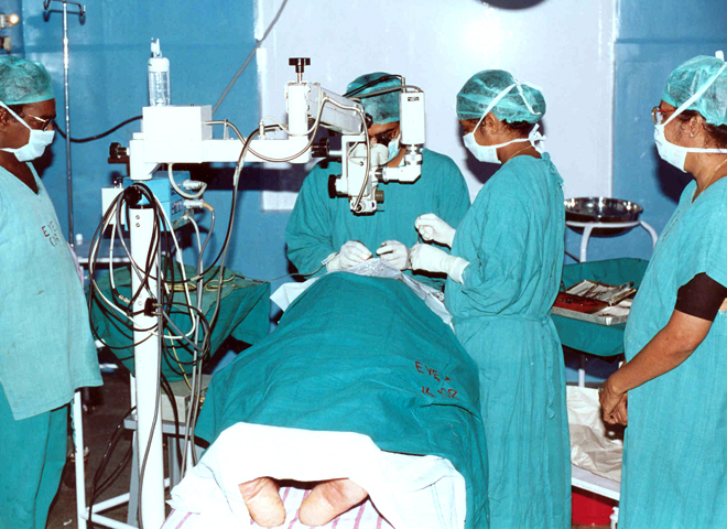 Augenabteilung am Kathmandu Medical College, Kathmandu - Nepal